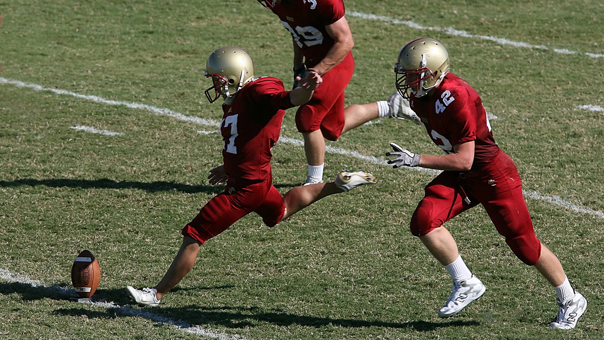 开云体育登入-“足球+旅游产业”融合发展新模式在多城市落地，创造多赢局面，旅游与其他产业融合催生了哪些新业态