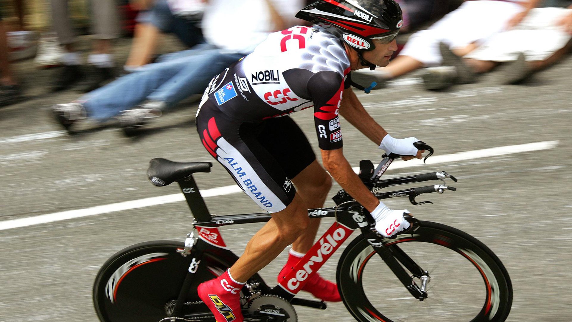 开云体育软件-快船推行“无障碍篮球训练营”,助力残障人士参与,无障碍方案