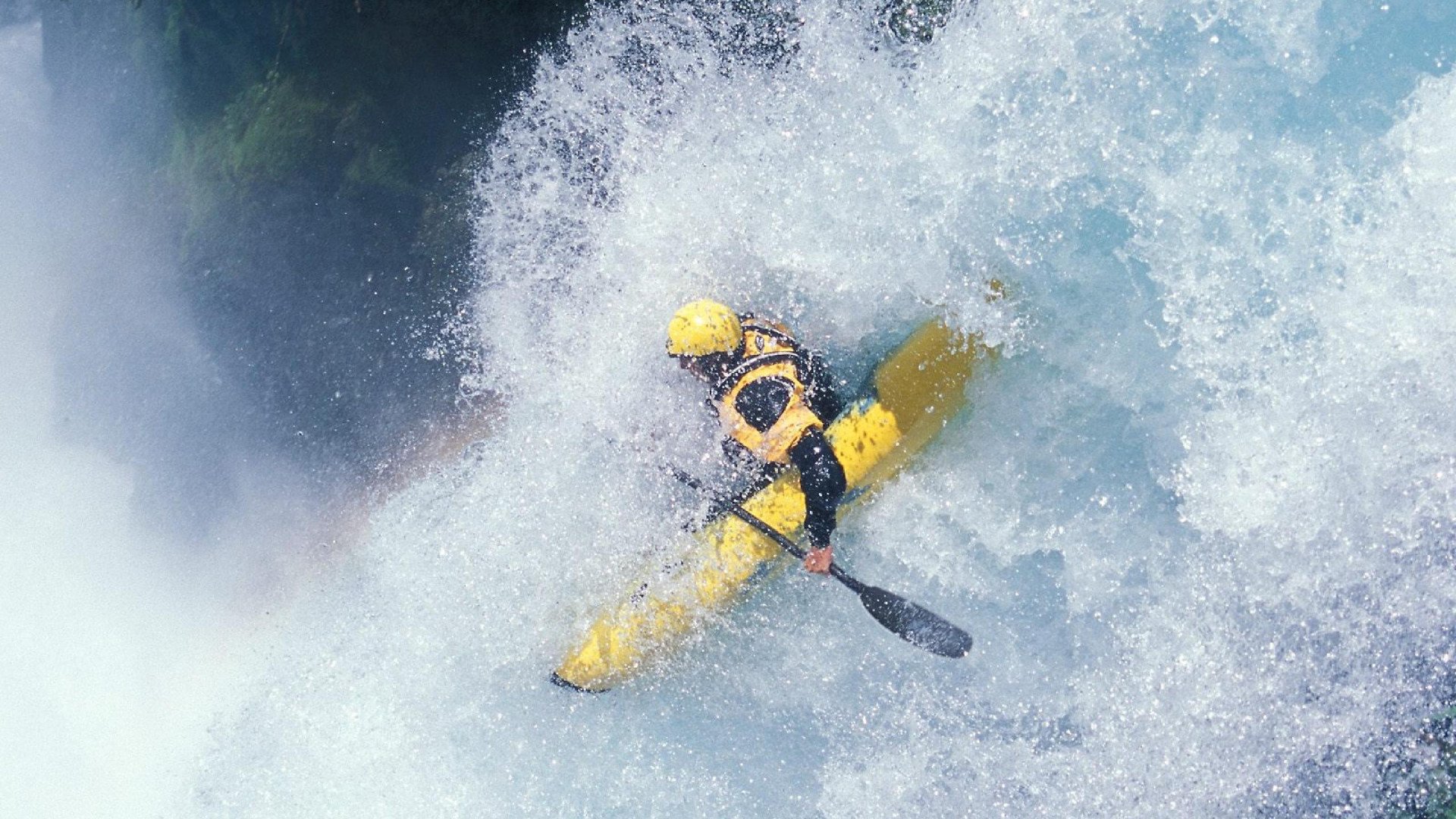 开云体育官网登入-皇马韧性十足,连续逆转赢得关键比赛,皇马著名比赛